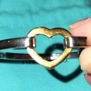 TIFFANY 18KT GOLD HEART/925 BANGLE